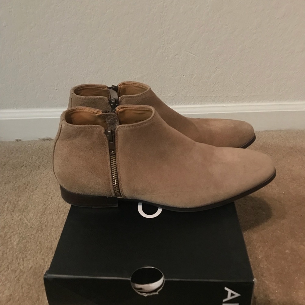 ALDO leather dressy ankle boots